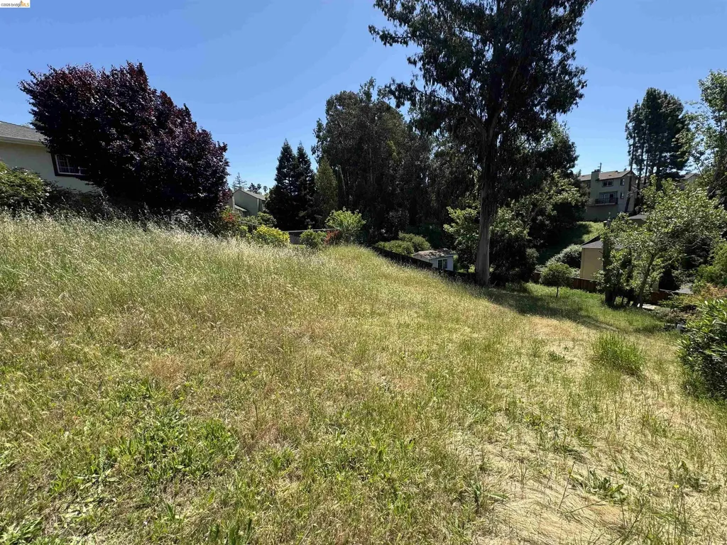 24065 Quinn Lane Hayward CA 94541