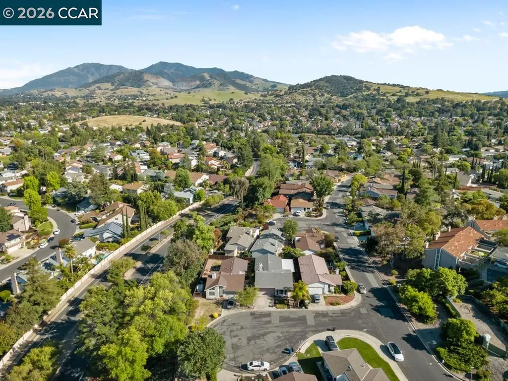 1394 Morning View Court Concord CA 94521