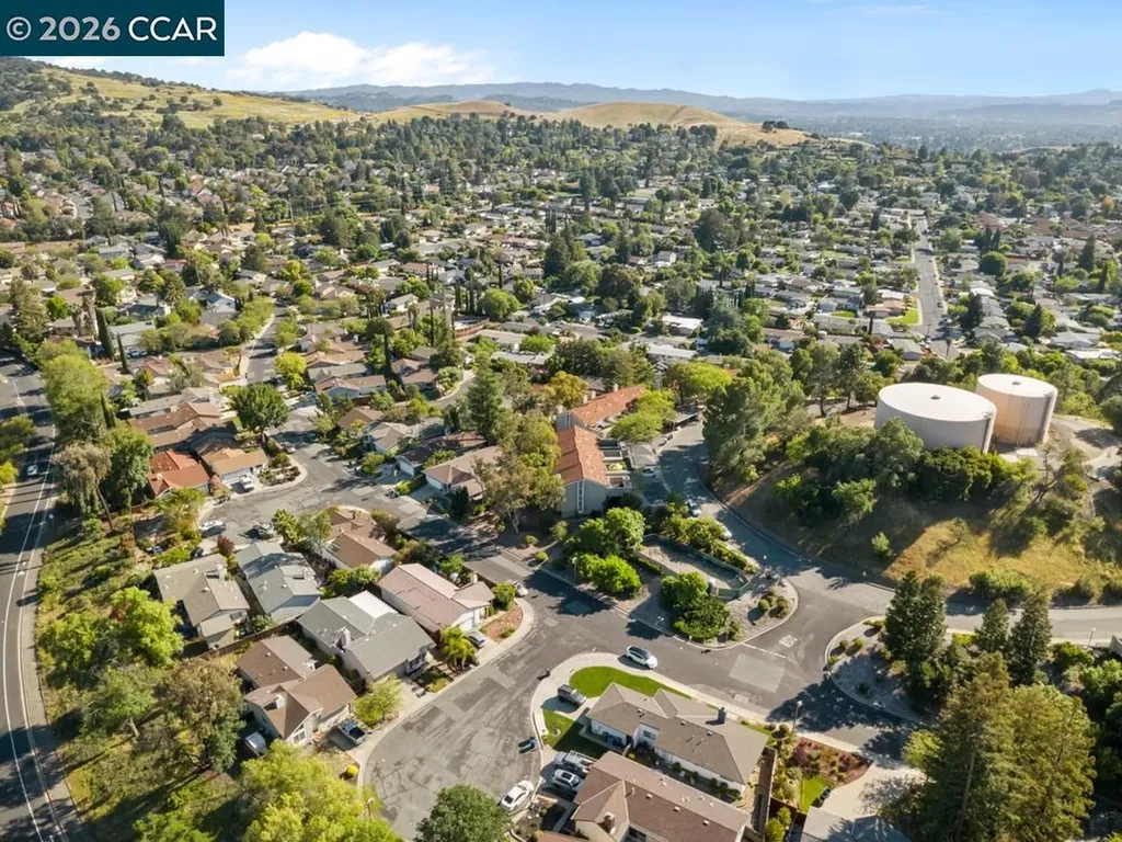 1394 Morning View Court Concord CA 94521