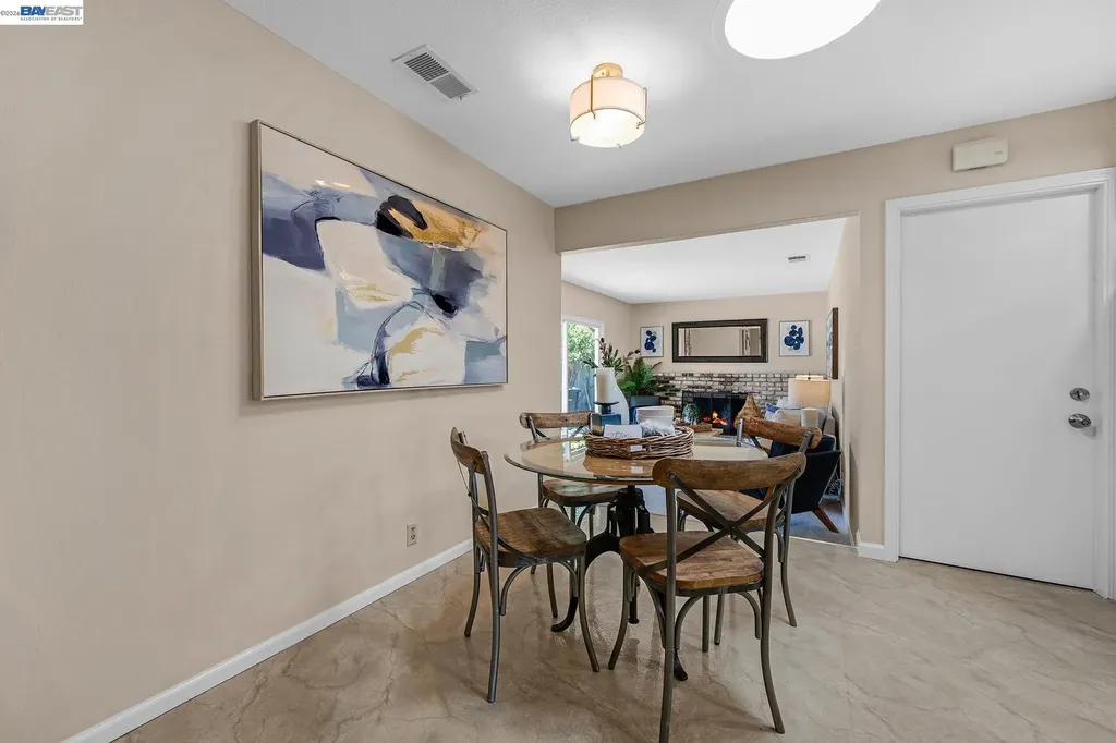 34199 Cartwright Place Fremont CA 94555