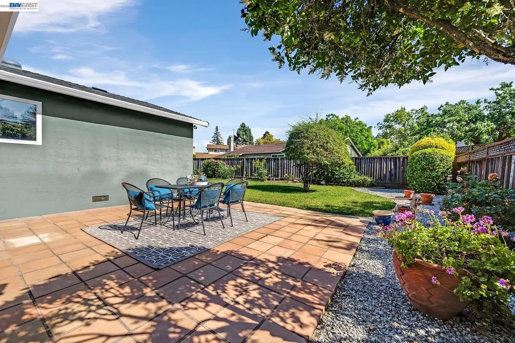 34199 Cartwright Place Fremont CA 94555