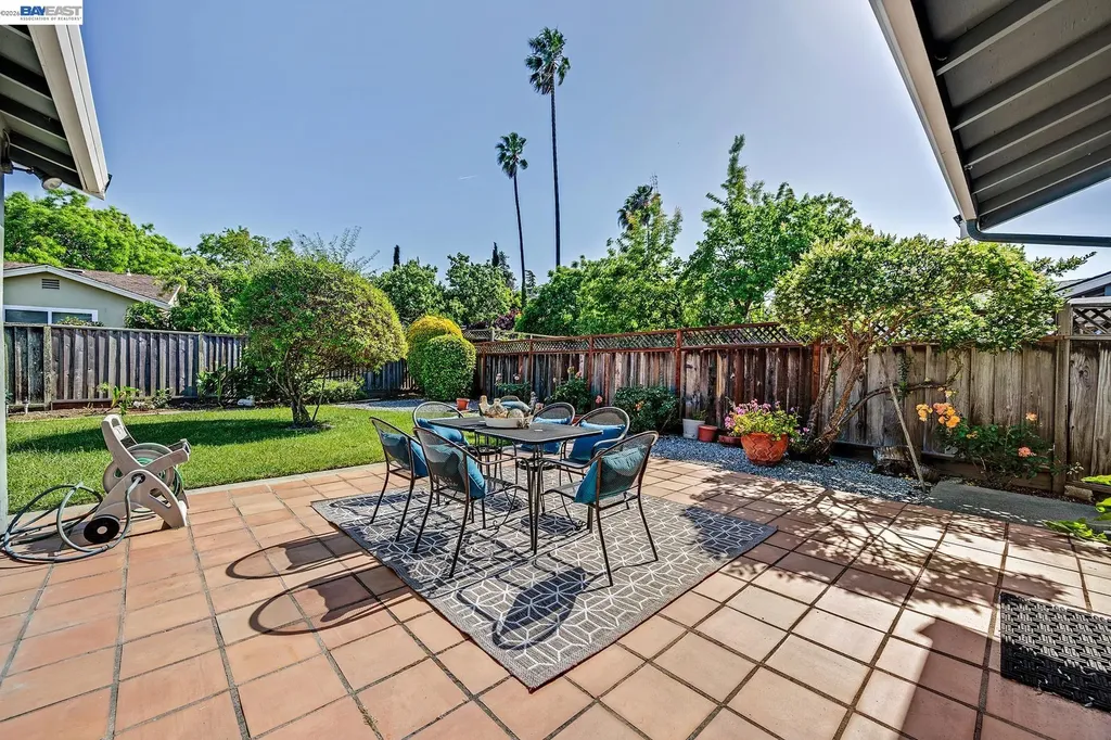 34199 Cartwright Place Fremont CA 94555