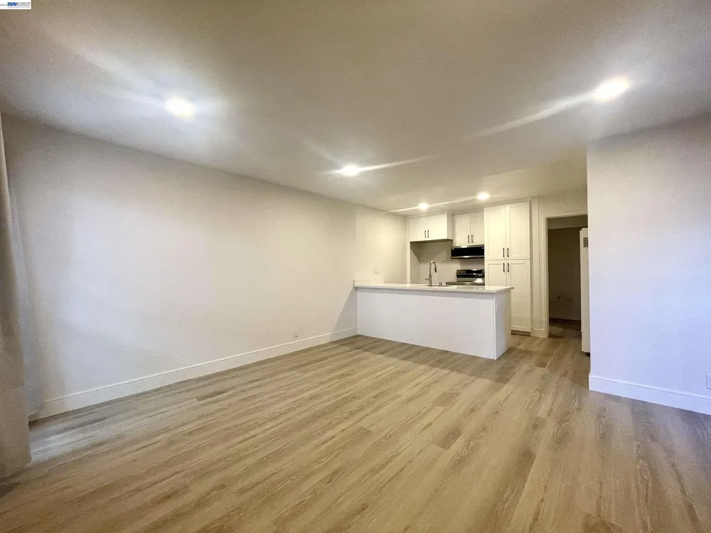 1428 Madison Street #104 Oakland CA 94612