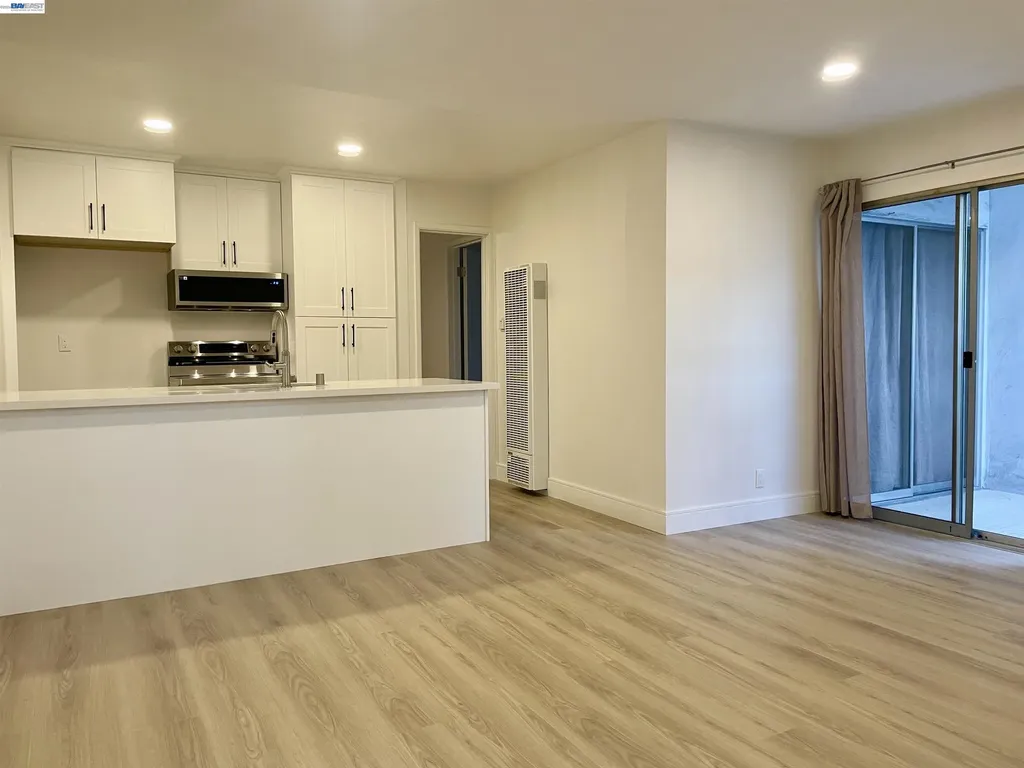 1428 Madison Street #104 Oakland CA 94612