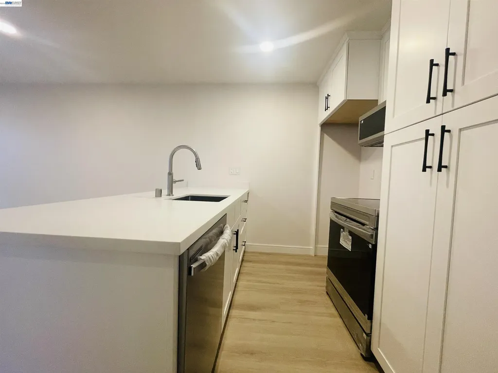 1428 Madison Street #104 Oakland CA 94612
