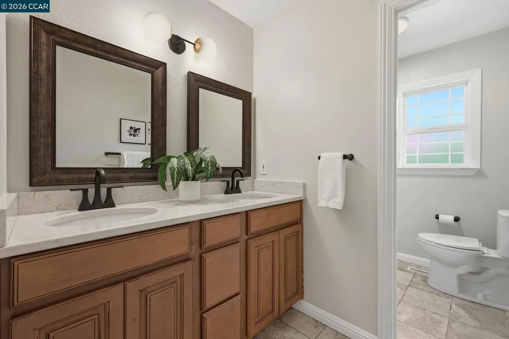 1525 American Beauty Drive Concord CA 94521