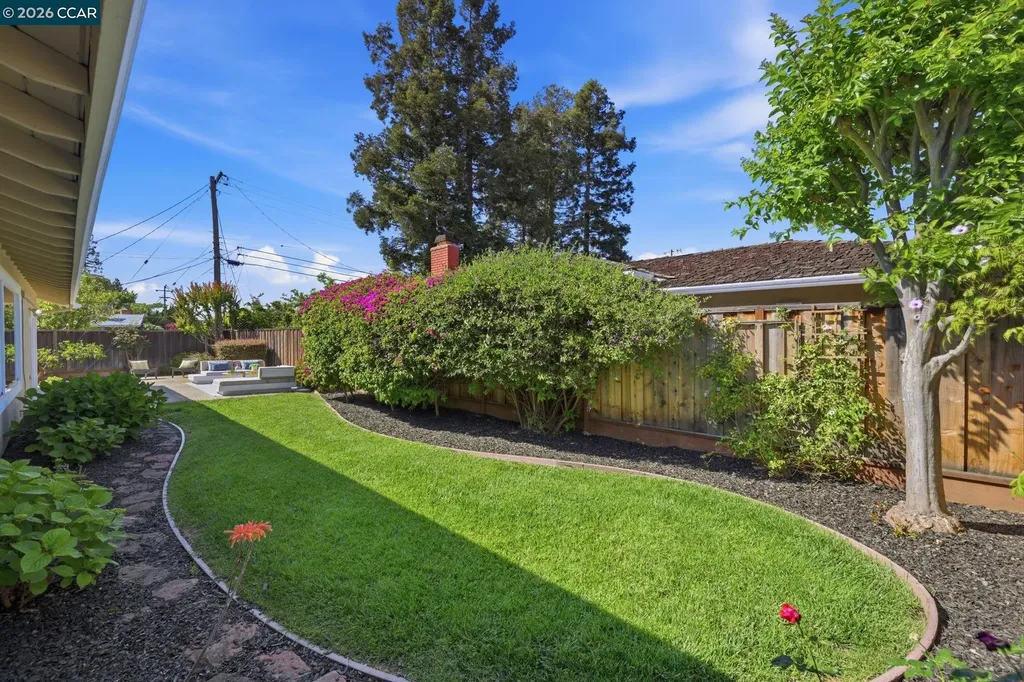 1525 American Beauty Drive Concord CA 94521
