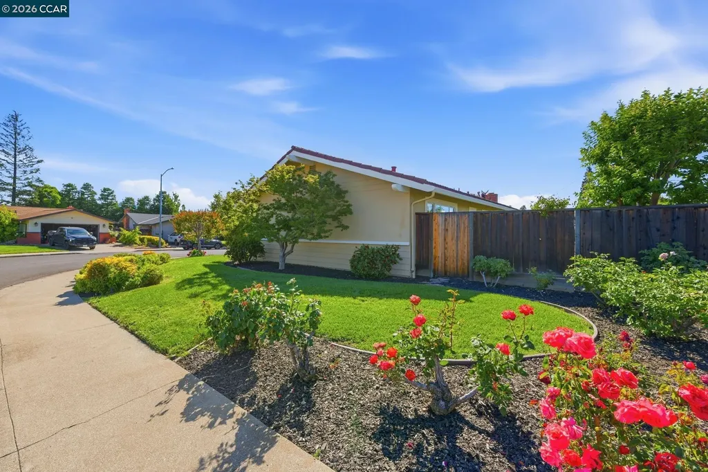 1525 American Beauty Drive Concord CA 94521