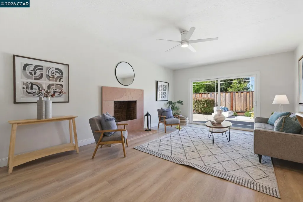 1525 American Beauty Drive Concord CA 94521