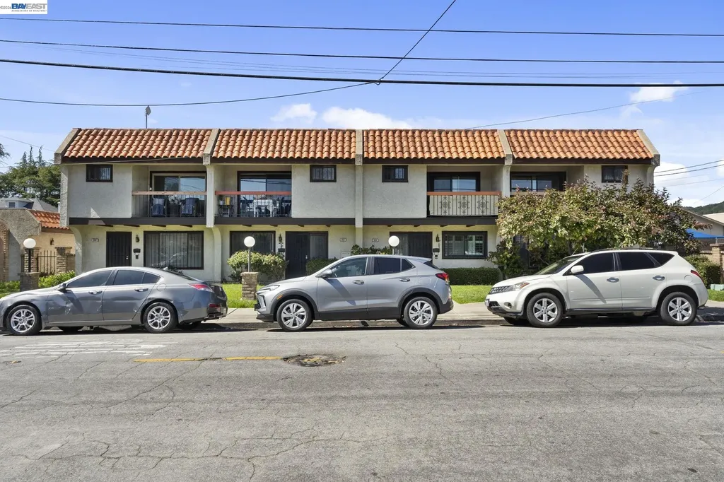 960 Joaquin Avenue San Leandro CA 94577