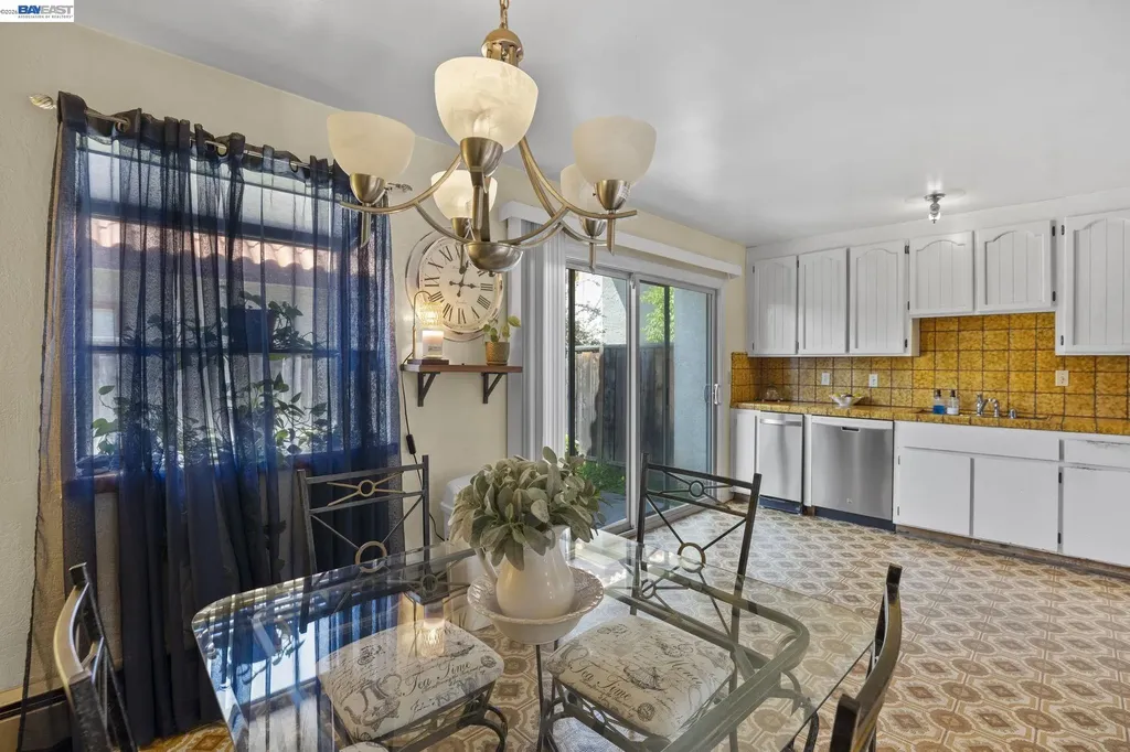 960 Joaquin Avenue San Leandro CA 94577