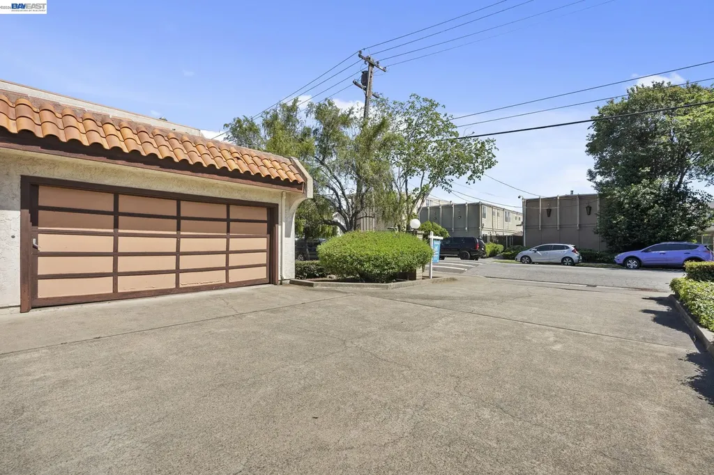 960 Joaquin Avenue San Leandro CA 94577
