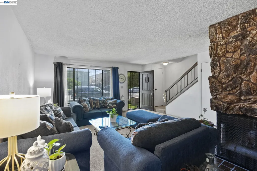 960 Joaquin Avenue San Leandro CA 94577