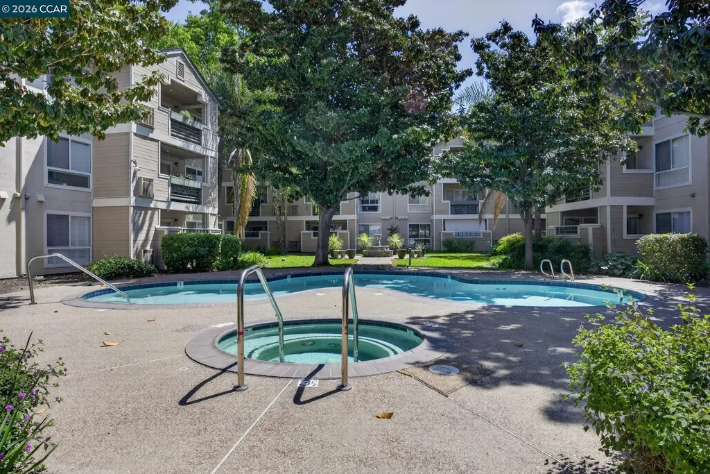 2560 Oak Road Walnut Creek CA 94597