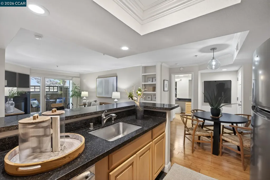 2560 Oak Road Walnut Creek CA 94597