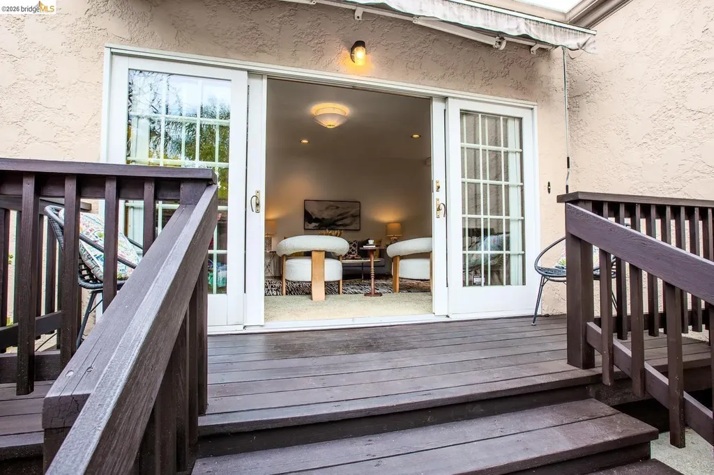 6406 Mystic Oakland CA 94618