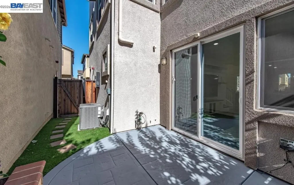 4136 Healdsburg Way Dublin CA 94568