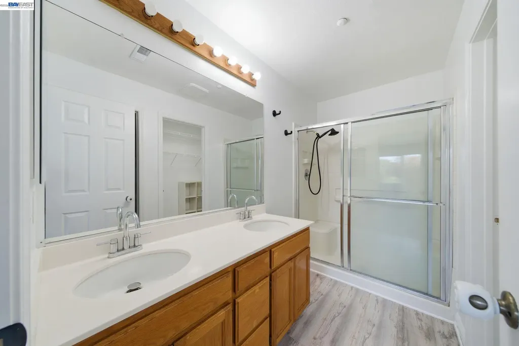 227 Clearpointe Drive Vallejo CA 94591