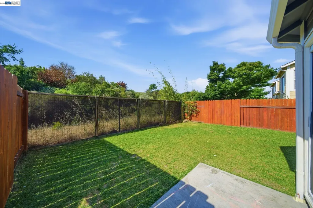 227 Clearpointe Drive Vallejo CA 94591