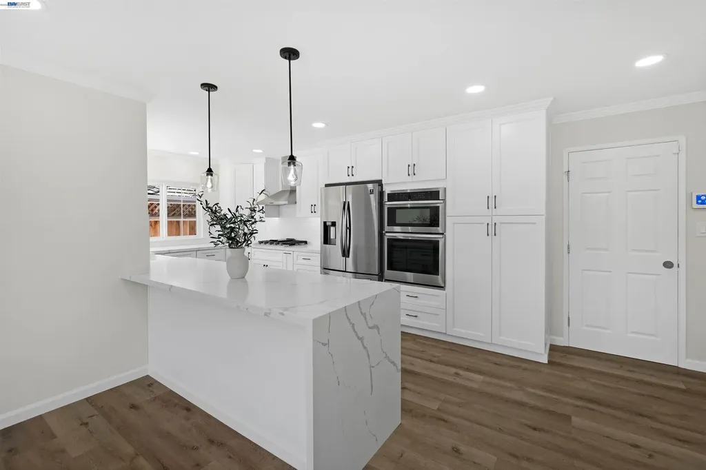 5230 Sabin Avenue Fremont CA 94536