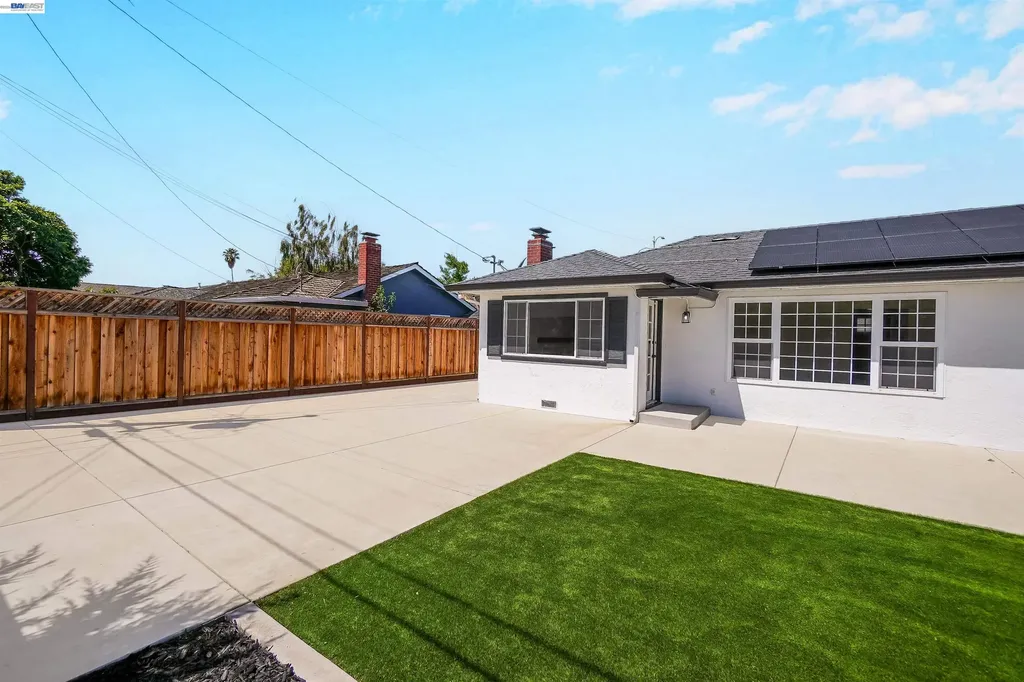 5230 Sabin Avenue Fremont CA 94536