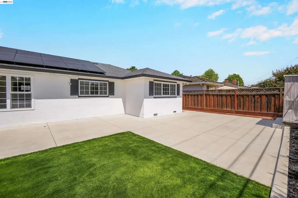 5230 Sabin Avenue Fremont CA 94536