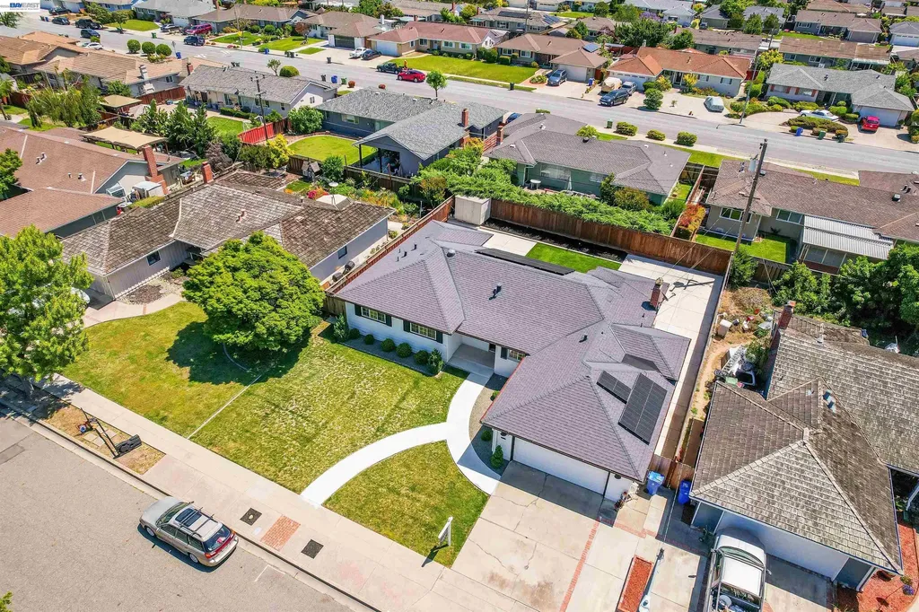 5230 Sabin Avenue Fremont CA 94536