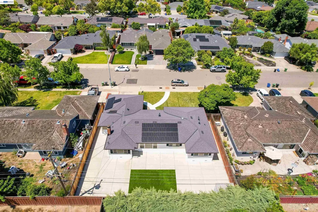 5230 Sabin Avenue Fremont CA 94536