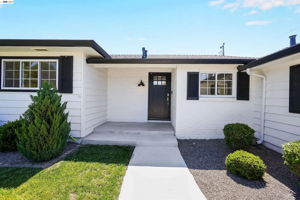 5230 Sabin Avenue Fremont CA 94536