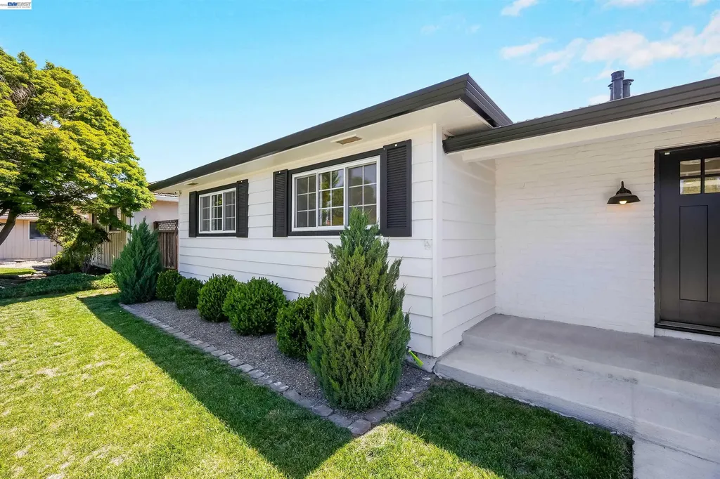 5230 Sabin Avenue Fremont CA 94536