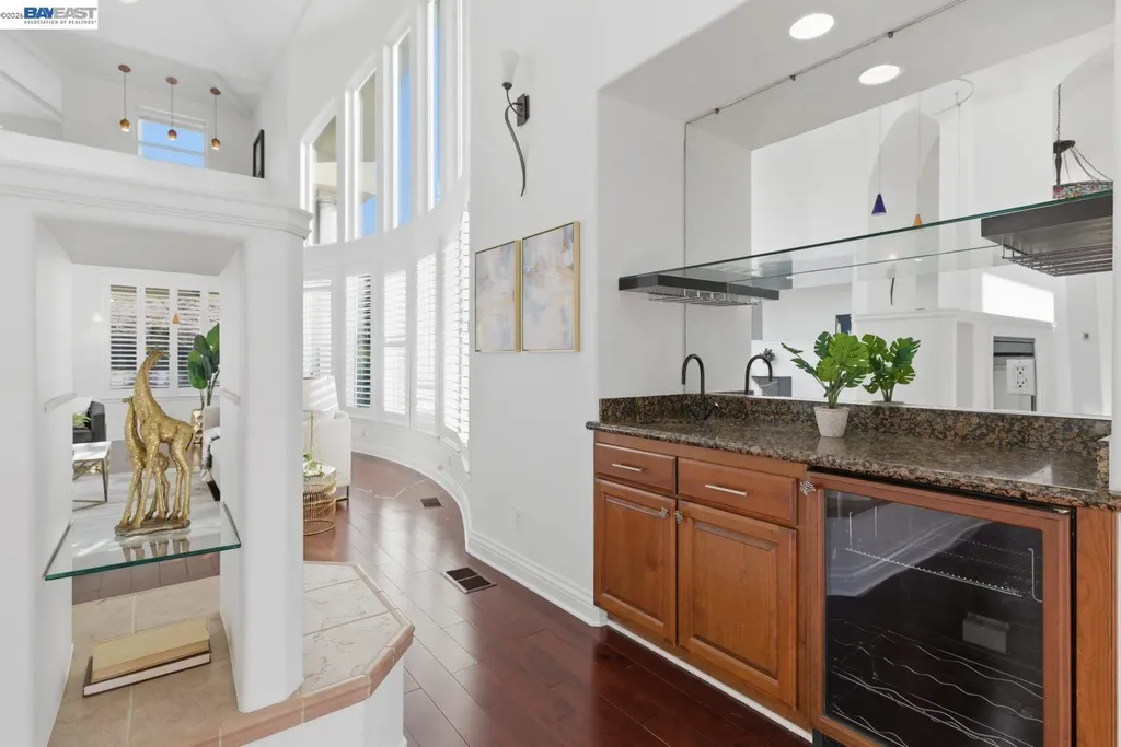 48564 Avalon Heights Terrace Fremont CA 94539