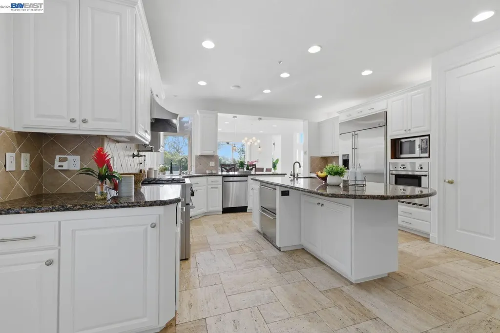 48564 Avalon Heights Terrace Fremont CA 94539