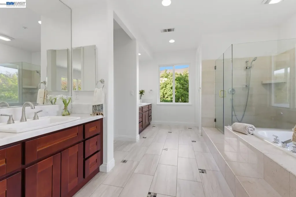 48564 Avalon Heights Terrace Fremont CA 94539