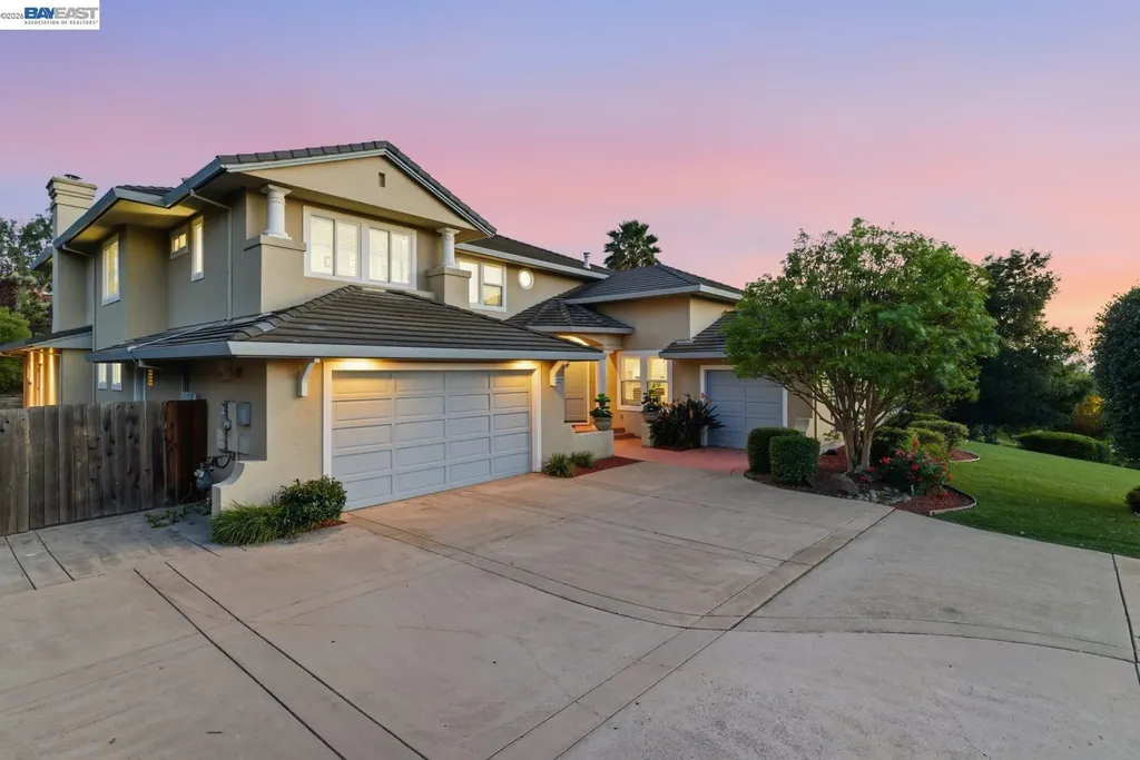 48564 Avalon Heights Terrace Fremont CA 94539