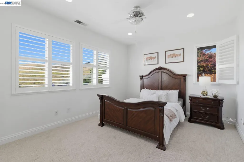 48564 Avalon Heights Terrace Fremont CA 94539
