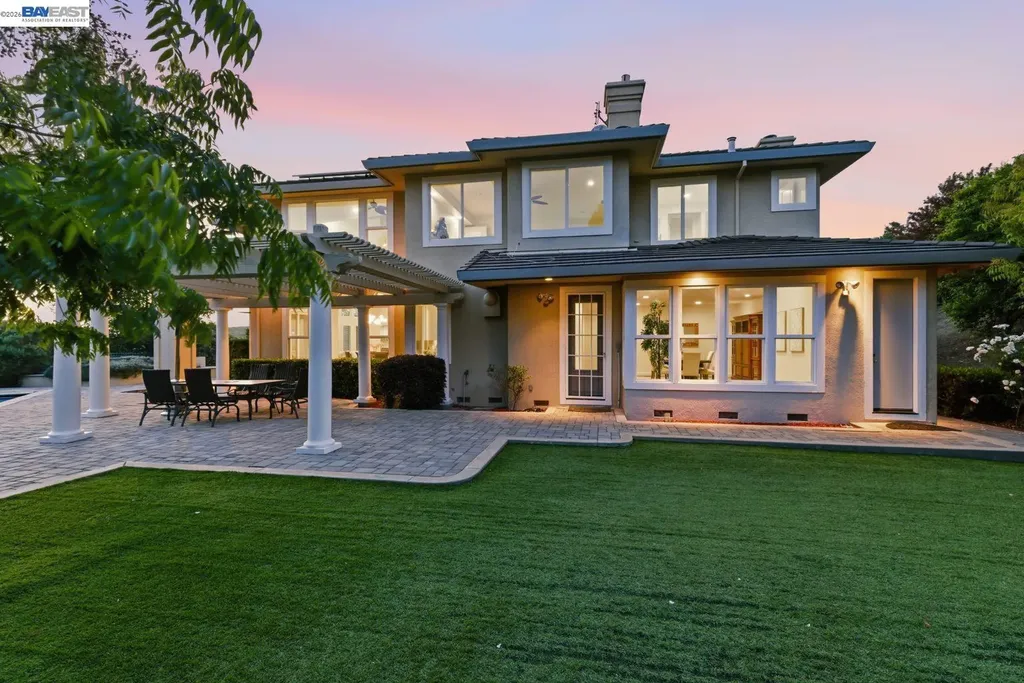 48564 Avalon Heights Terrace Fremont CA 94539