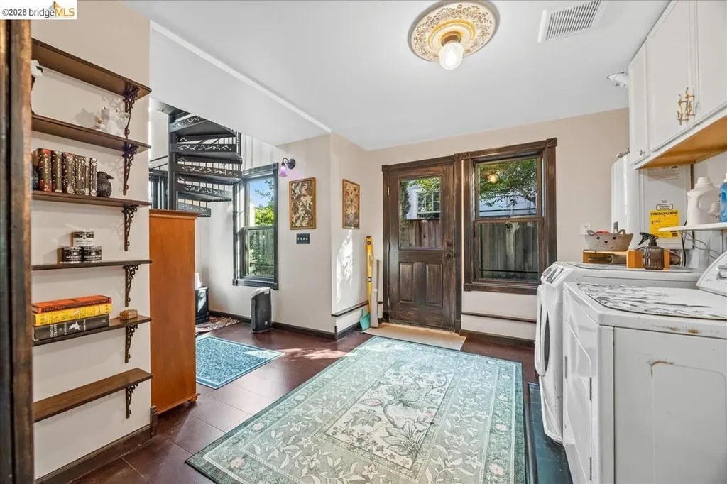1712 Paru Street Alameda CA 94501