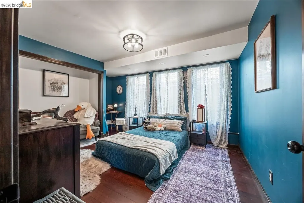 1712 Paru Street Alameda CA 94501