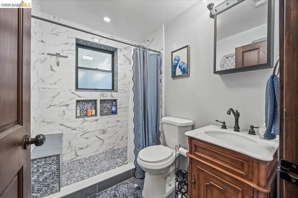 1712 Paru Street Alameda CA 94501