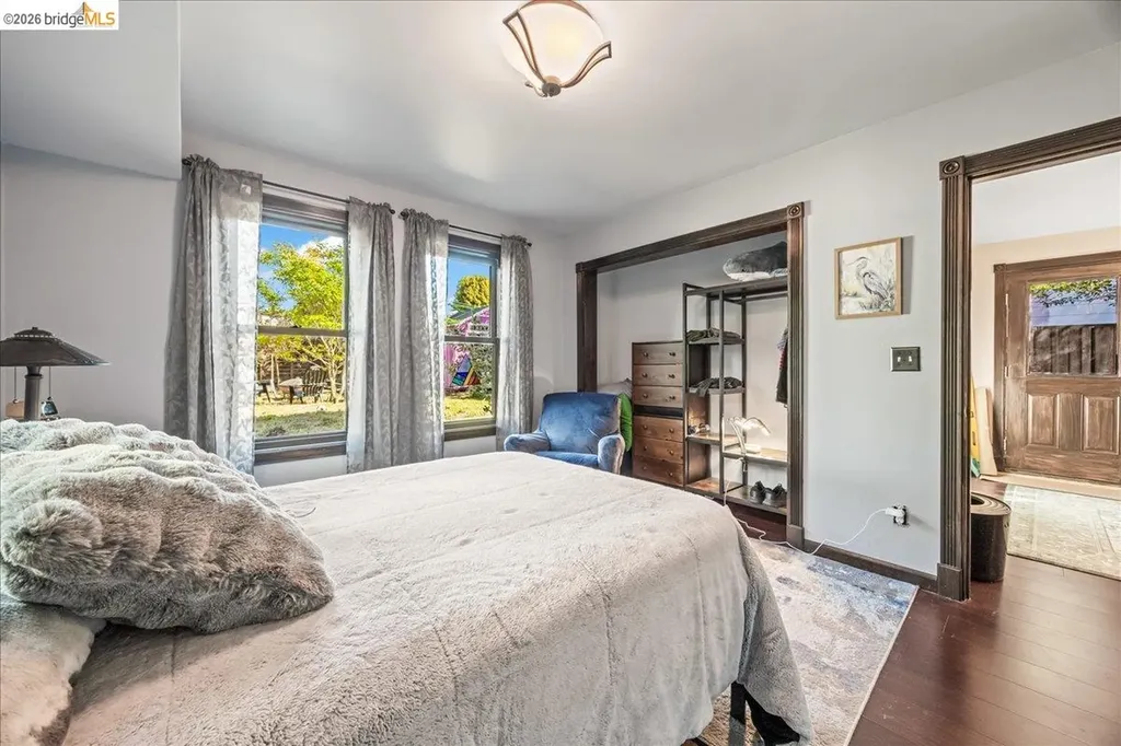 1712 Paru Street Alameda CA 94501