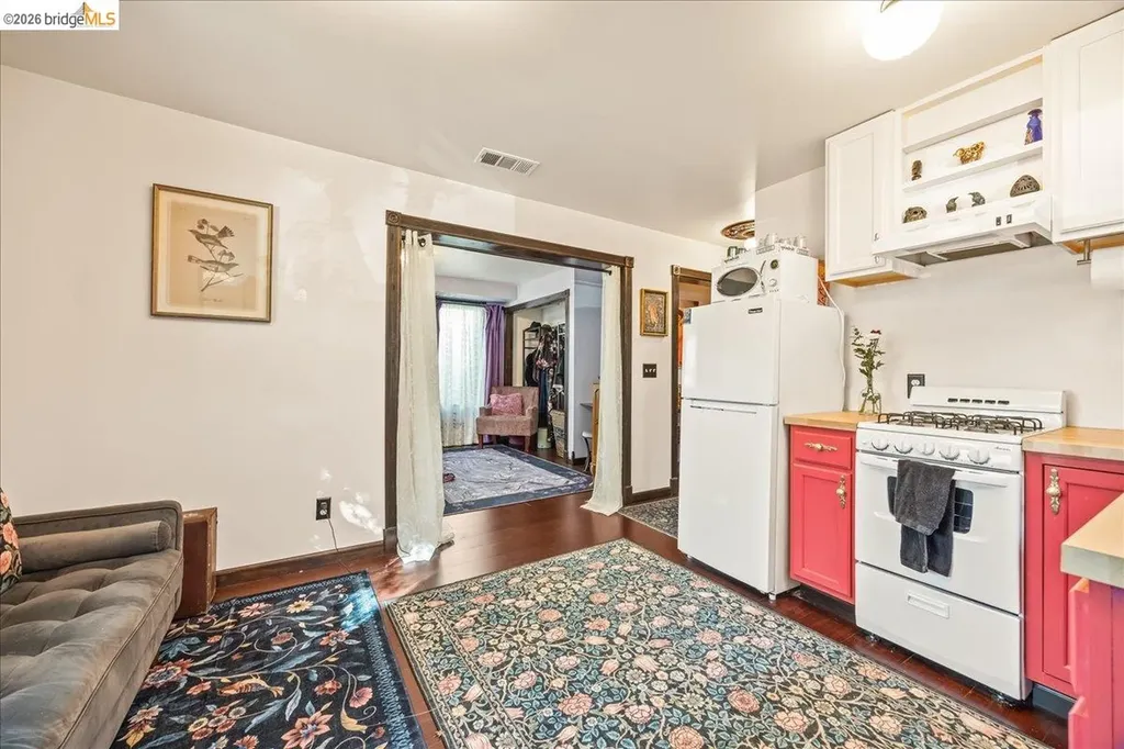 1712 Paru Street Alameda CA 94501