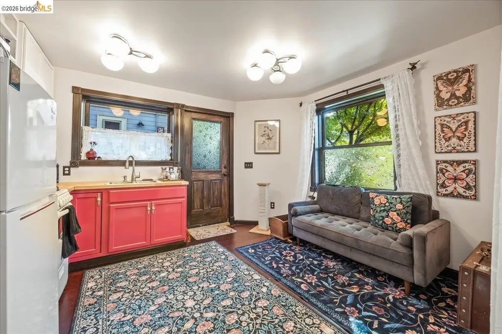 1712 Paru Street Alameda CA 94501