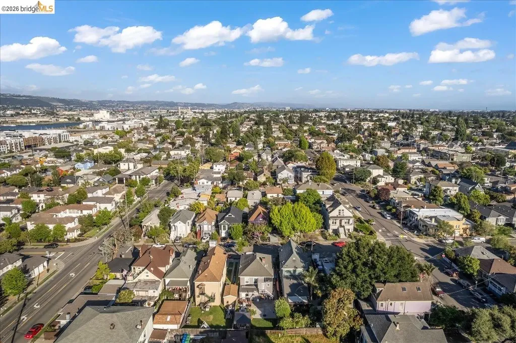 1712 Paru Street Alameda CA 94501