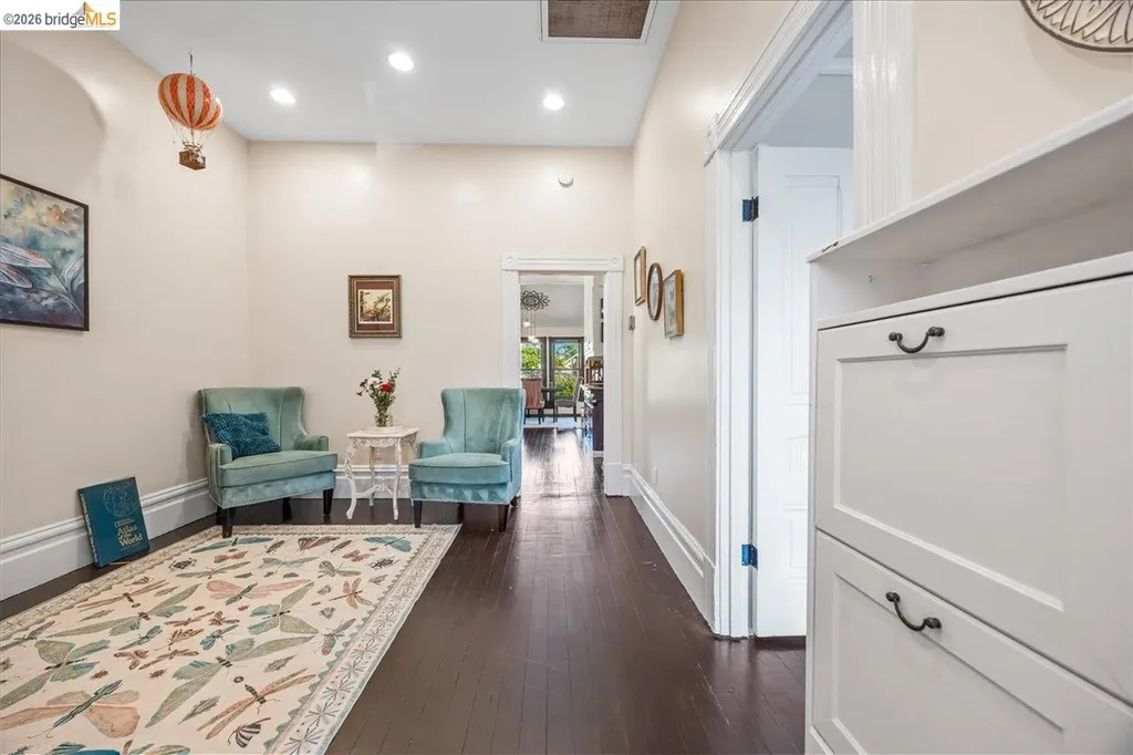 1712 Paru Street Alameda CA 94501