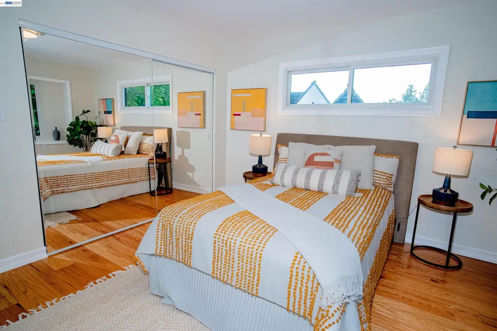 70 St James Place Piedmont CA 94611