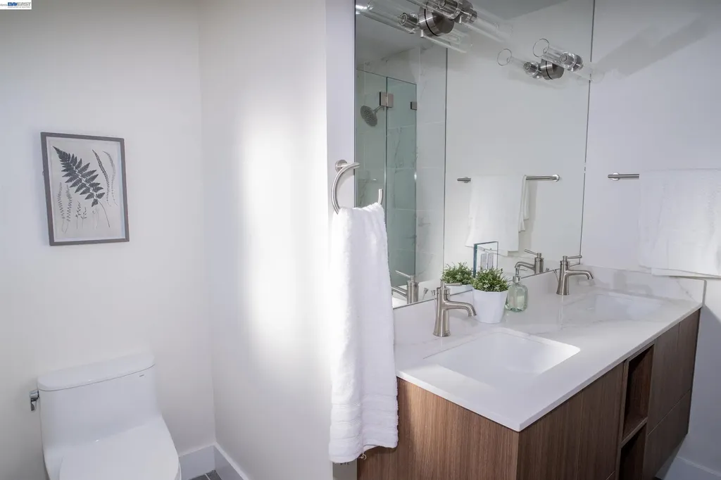 70 St James Place Piedmont CA 94611
