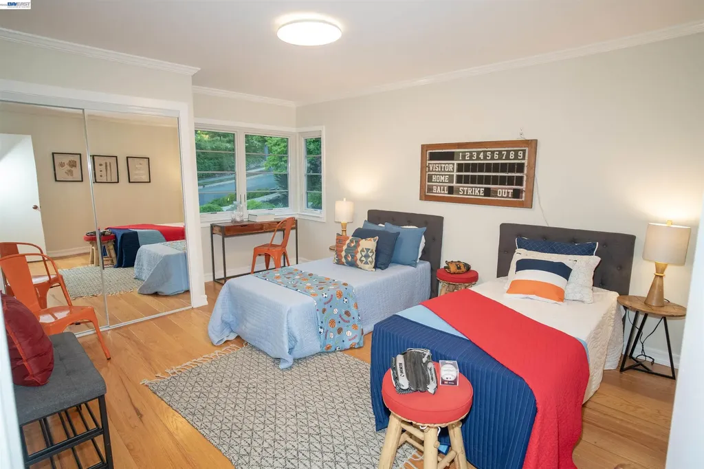 70 St James Place Piedmont CA 94611