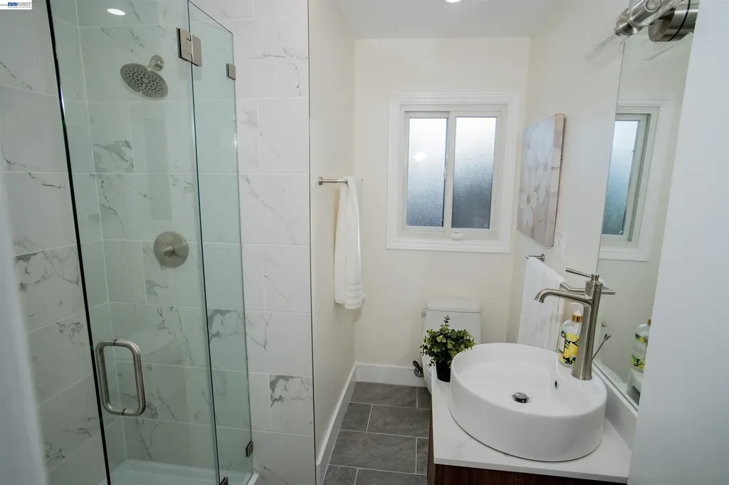 70 St James Place Piedmont CA 94611