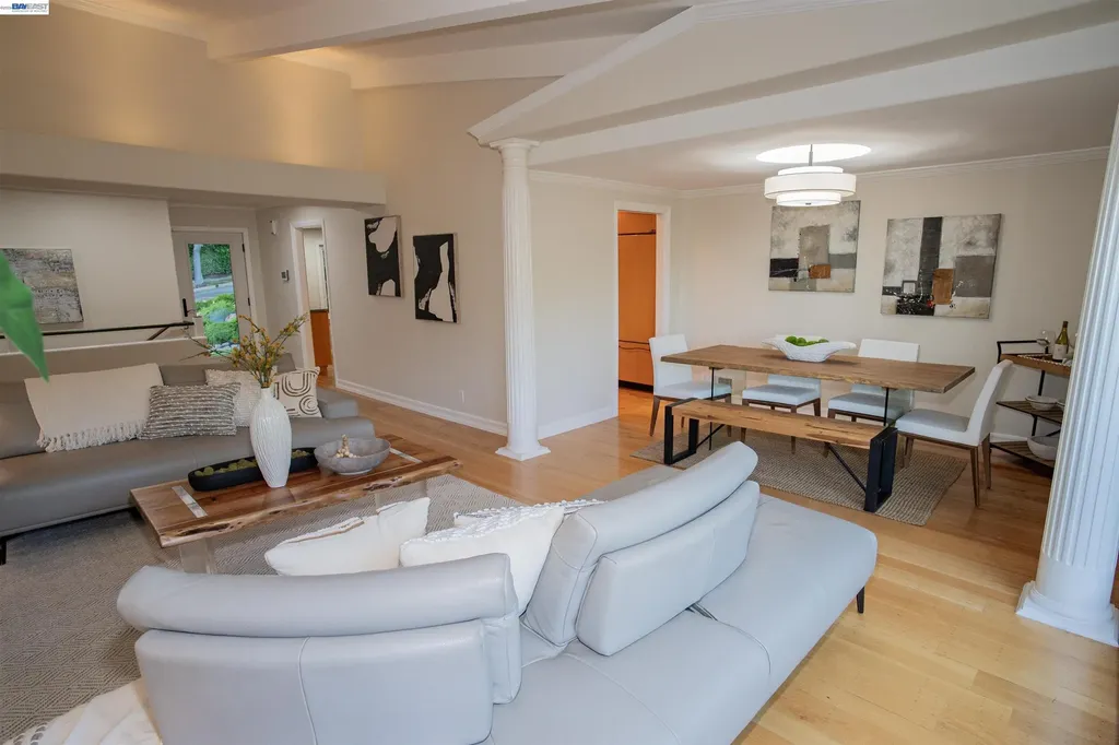 70 St James Place Piedmont CA 94611