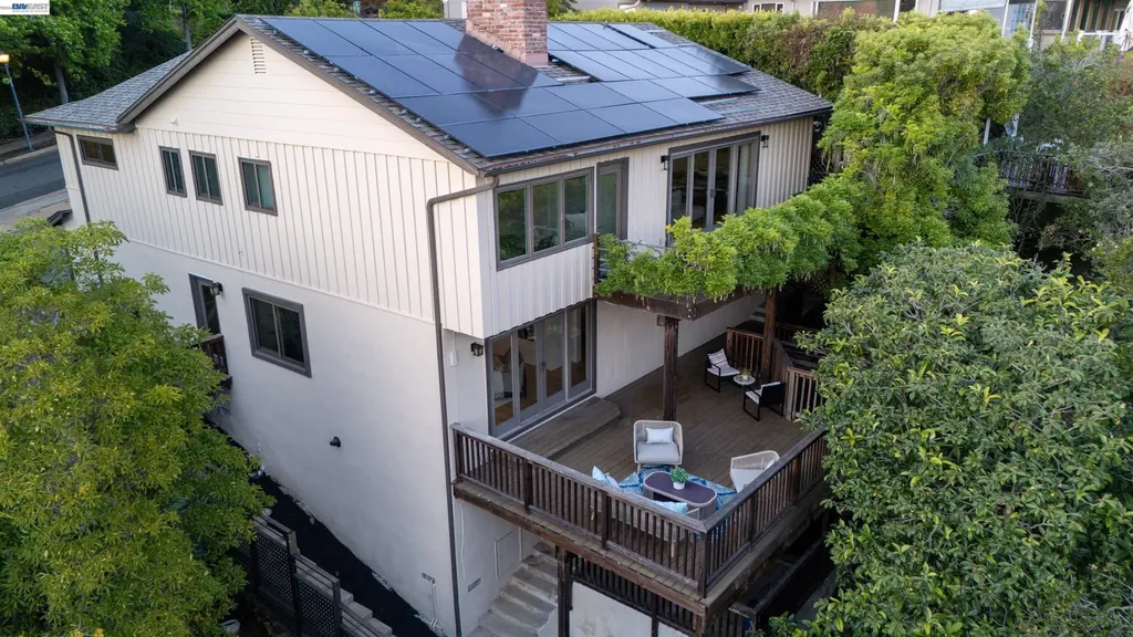 70 St James Place Piedmont CA 94611